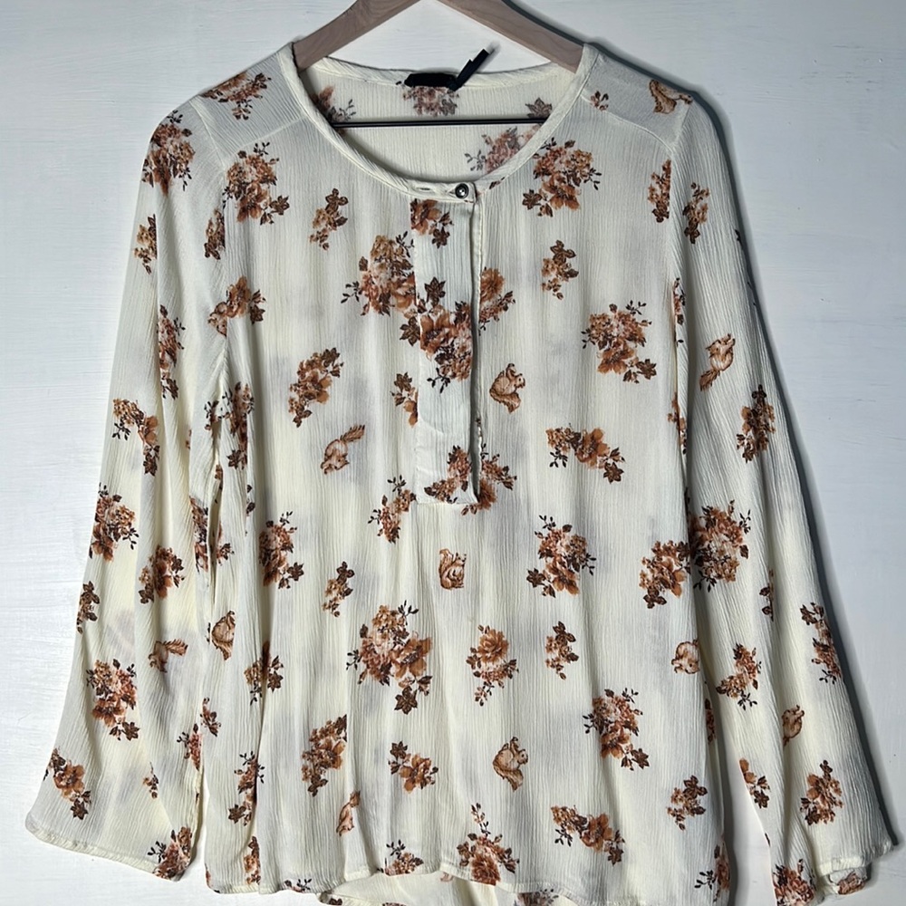 Woman’s Blouse
